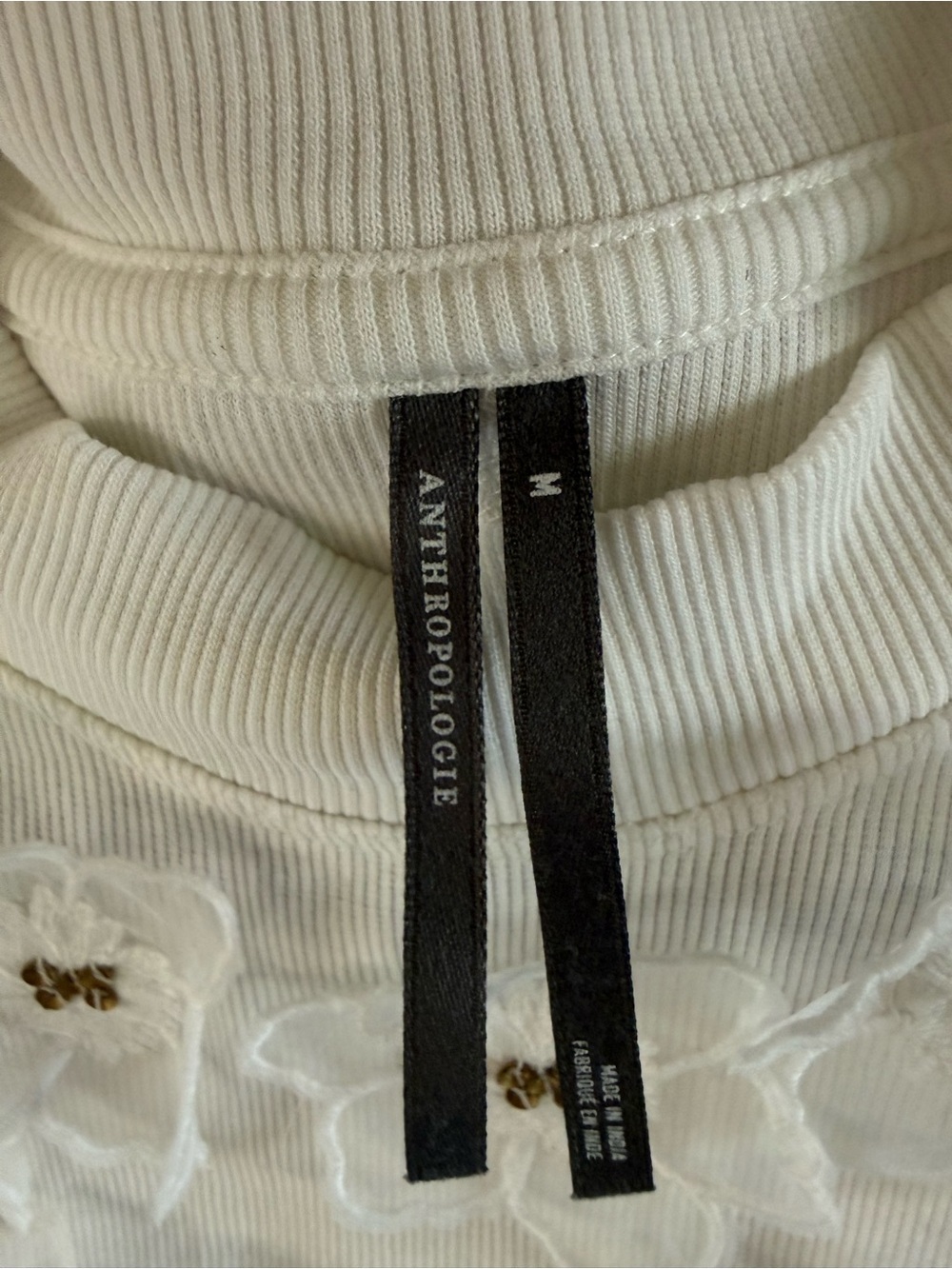 Anthropologie White Floral Appliqué Tank - Picture 4 of 6